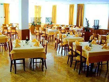فندق Maribor Inn Hotel 3*