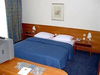 Maribor Inn Hotel فندق 3*