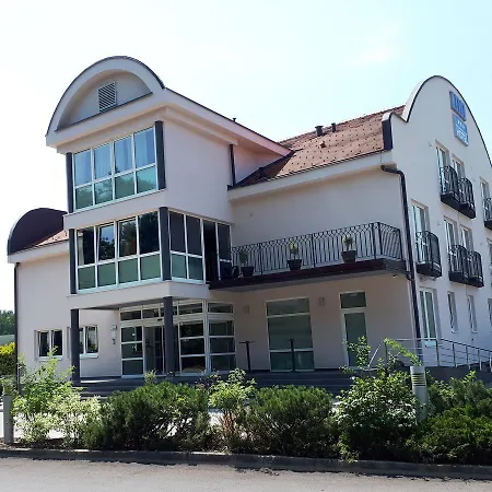 Hotel Maribor Inn Hotel 3*